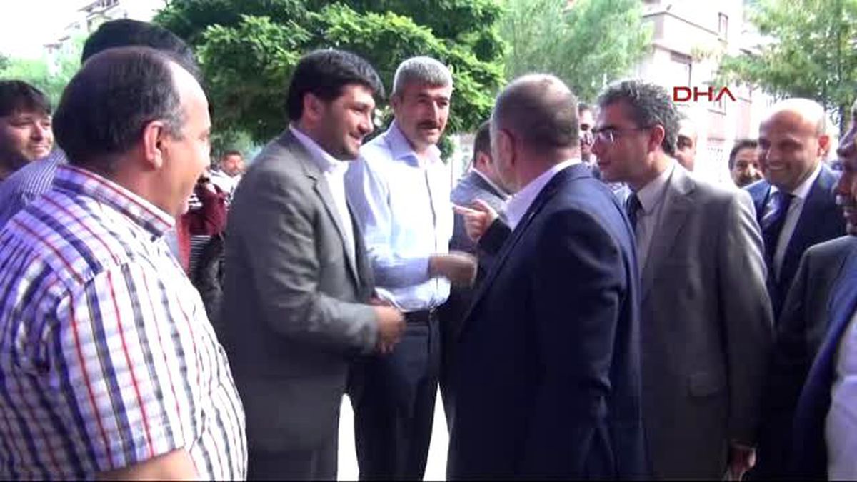 Afyonkarahisar Ümit Özdağ Sadece MHP\'liler Değil, Tüm Türkiye Mücadelemizi İlgiyle İzliyor