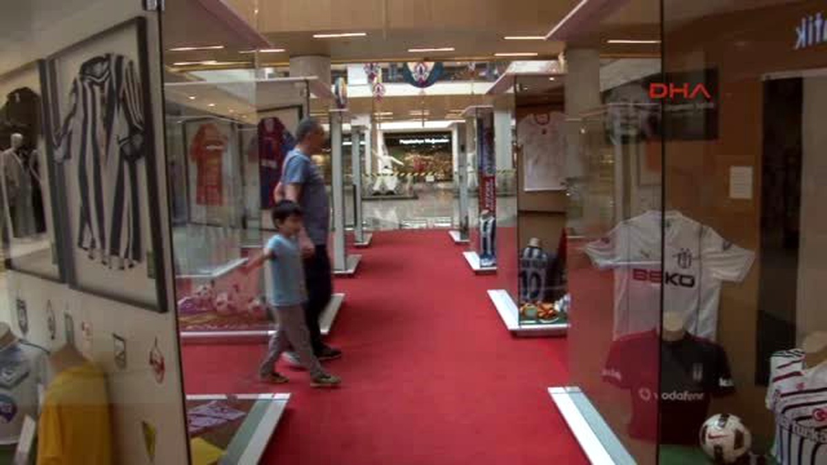 Bir Spor Spikerinin Biriktirdikleri Sergisi Açıldı