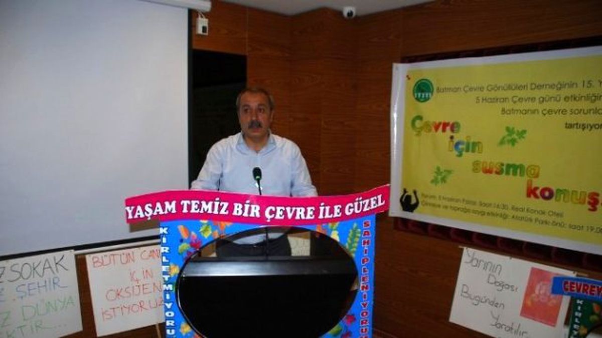 Çevre Gönüllüleri Kirliliğe Dikkat Çekti