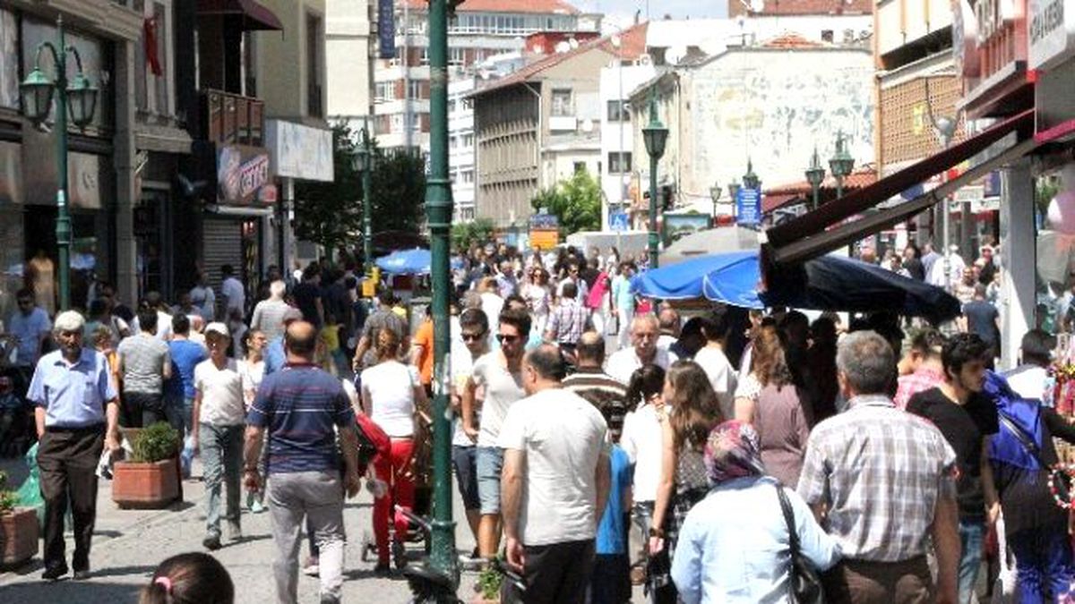 Eskişehir\'de Ramazan Hareketliliği