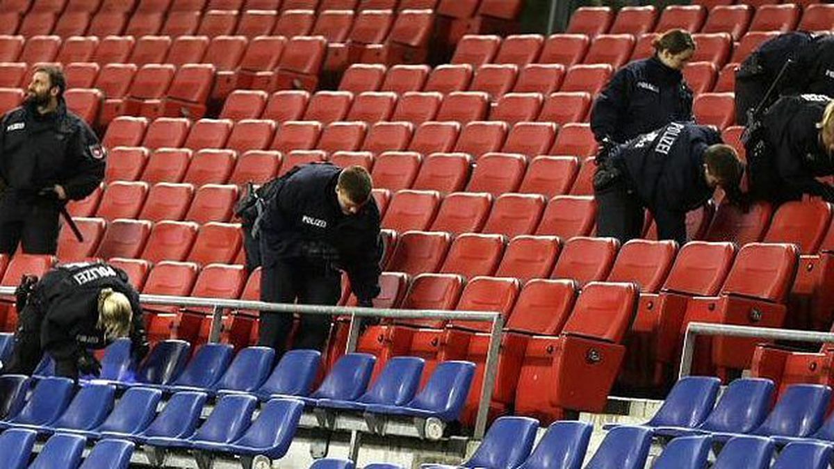 EURO 2016'ya Saldırı Şüphelisi Yakalandı, Üstünden 100 Kilo Patlayıcı Çıktı