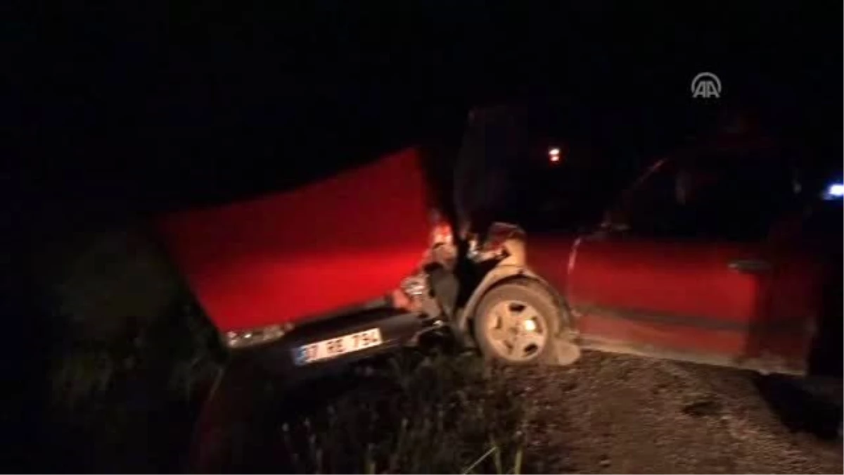 Kastamonu\'da İki Otomobil Çarpıştı: 9 Yaralı