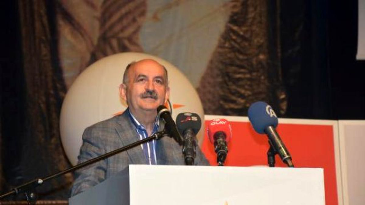 Müezzinoğlu: Biz Atalarımızdan Onur ve Gurur Duyuyoruz