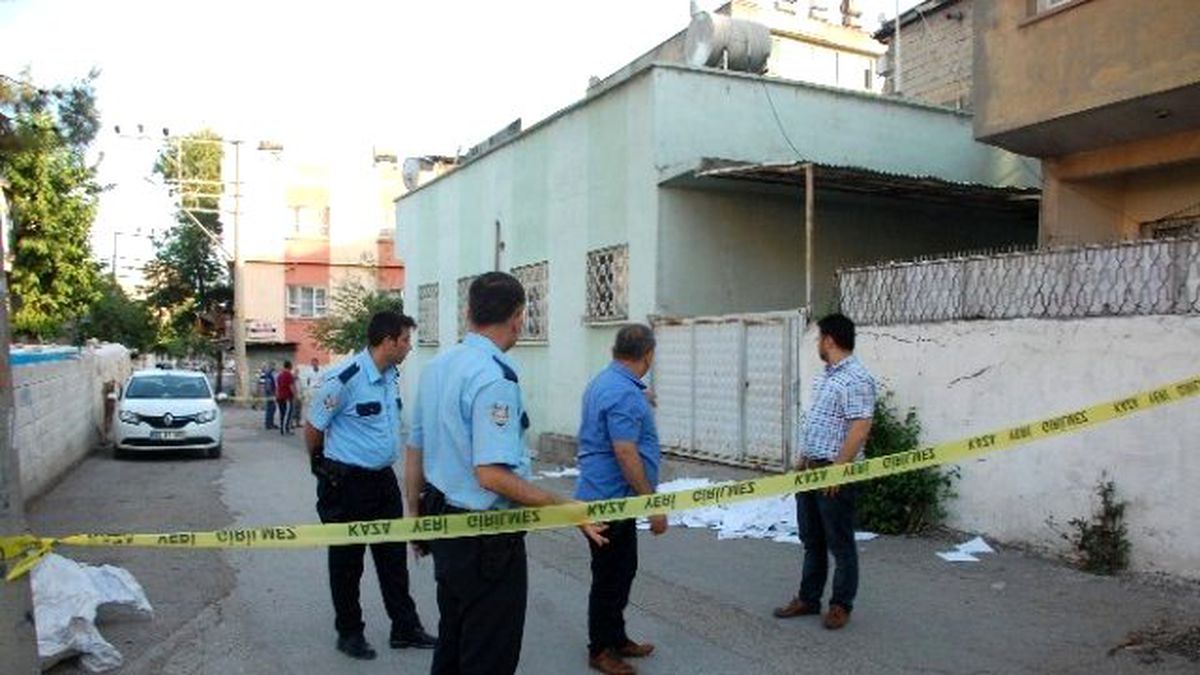 Sokak Ortasında Resmi Evraklar Bulundu