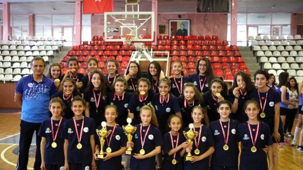 Üç Kupa Tek Şampiyon Merinosspor