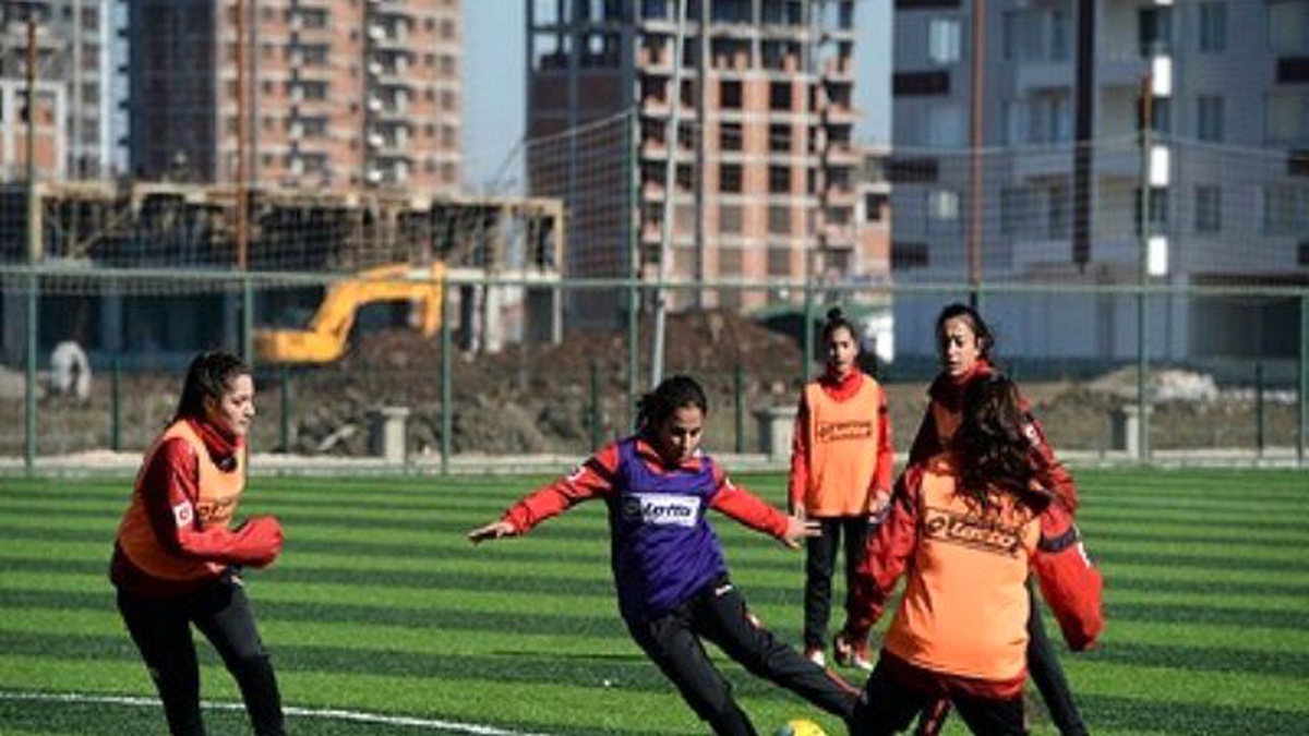 Amedsporlu Kadınlar 2. Lig Umudunu Koruyor