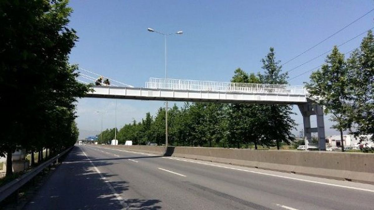 Başiskele\'nin Yeni Üst Geçit Tamamlanmak Üzere