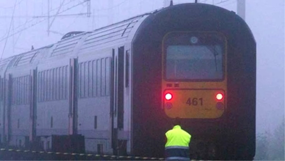 Belçika\'da Tren Kazası: 3 Ölü, 40 Yaralı