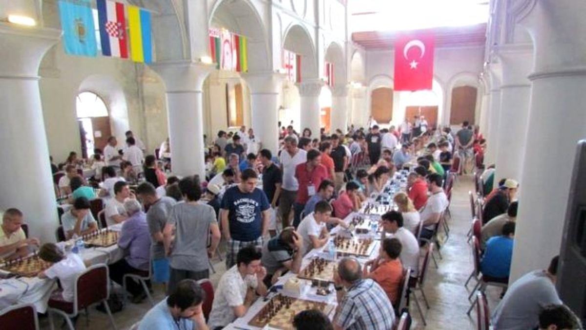 Çeşme Büyük Satranç Ustalarını Ağırlamaya Hazırlanıyor