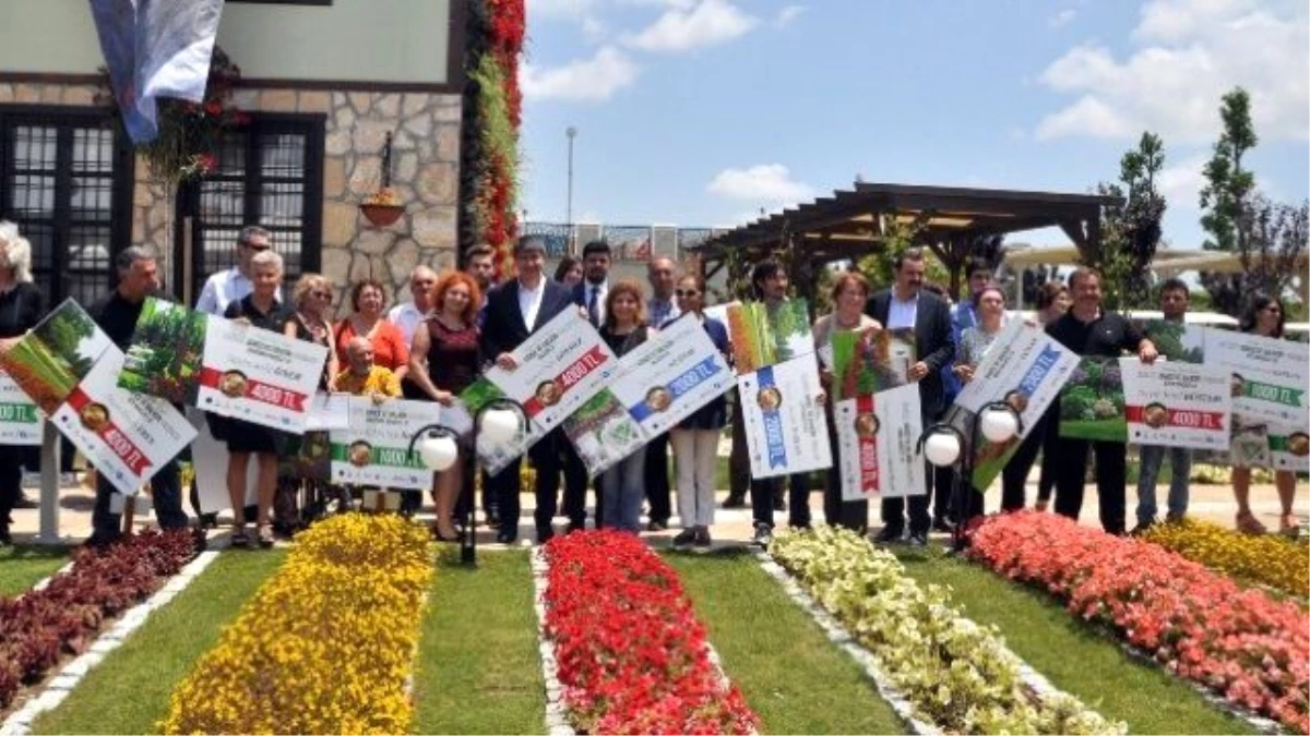 En Güzel Bahçe ve Balkon Yarışması\'nın Ödülleri Teslim Edildi