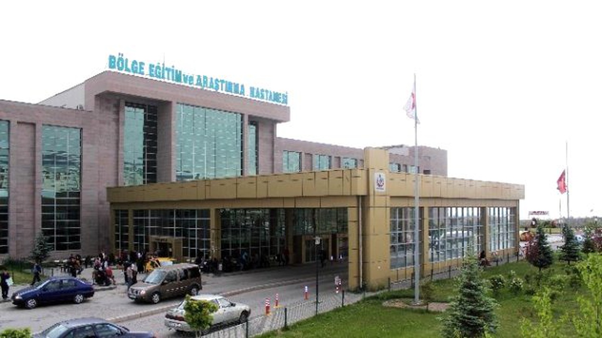 Erzurum\'da Kkka Virüsü Şüphesi: 1 Hasta Karantinaya Alındı