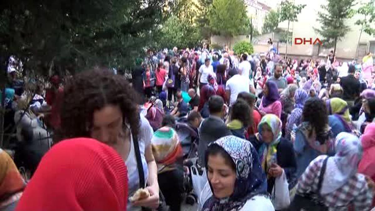 İstanbul\'da İlk İftar...