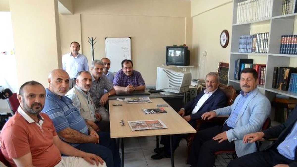 Milletvekili Şahin\'den Tasarıyı Onaylayan Türk Asıllı Parlamenterlere Sert Sözler