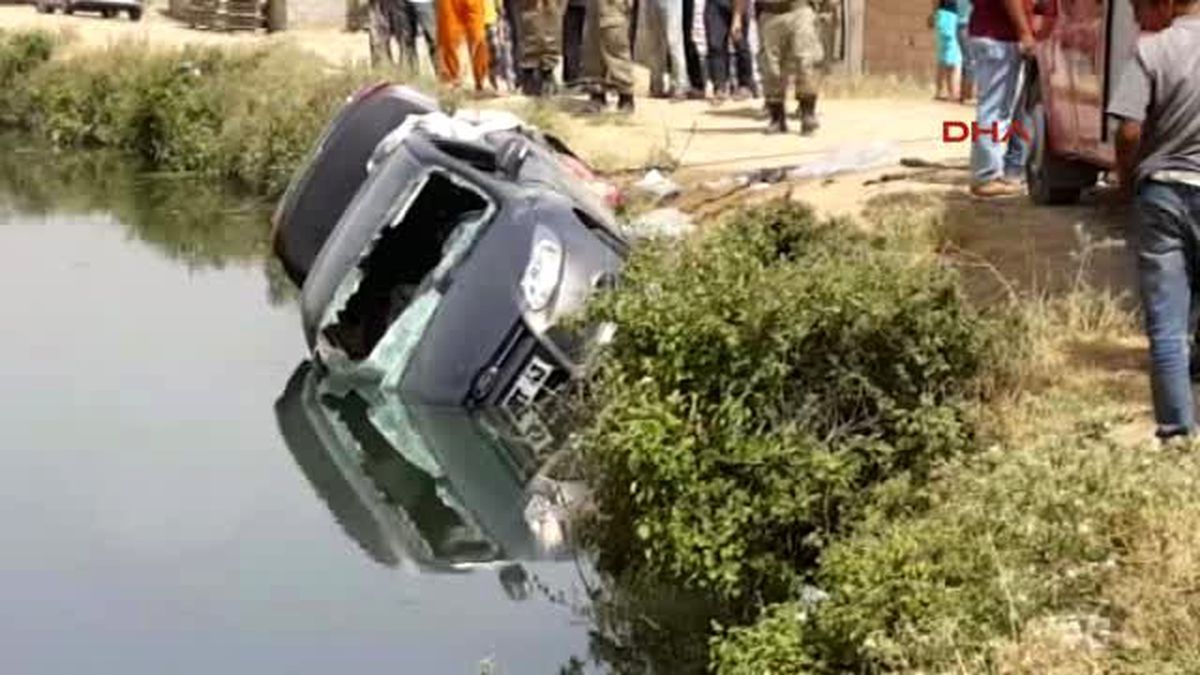 Nusaybin\'de Su Kanalına Devrilen Otomobildeki Karı-koca Hayatını Kaybetti