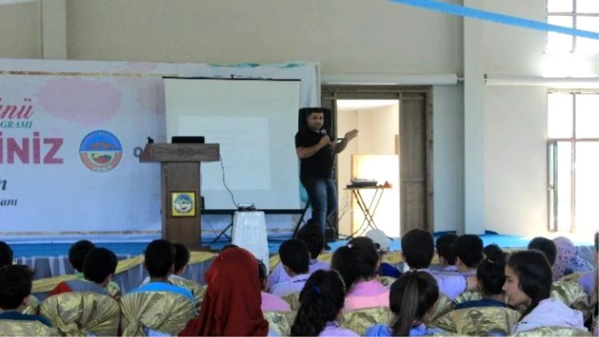 Osmaneli\'de 7. Sınıf Öğrencileri ve Velilerine Motivasyon ve Sınav Kaygısı Semineri