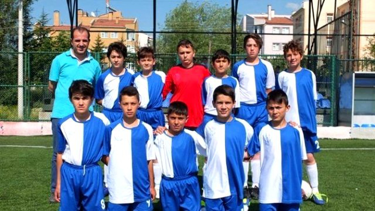 Pazaryerispor U-13 Ligi 3\'üncü Oldu