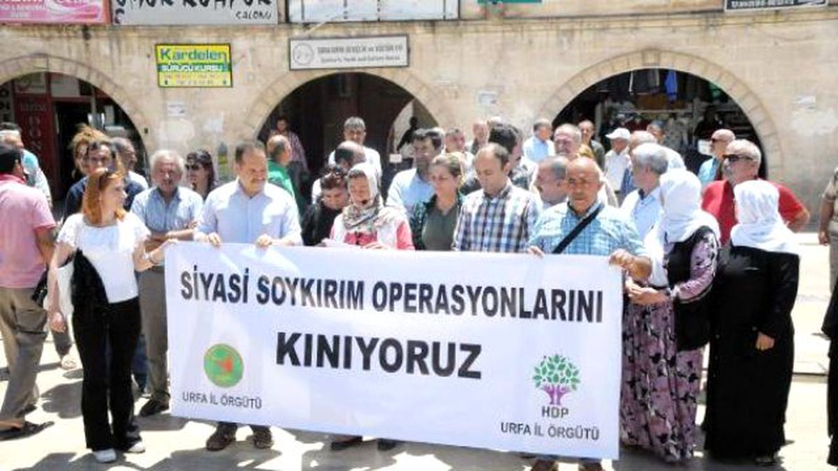 Şanlıurfa\'da Hdp\'lilerin Tutuklanması Protesto Edildi