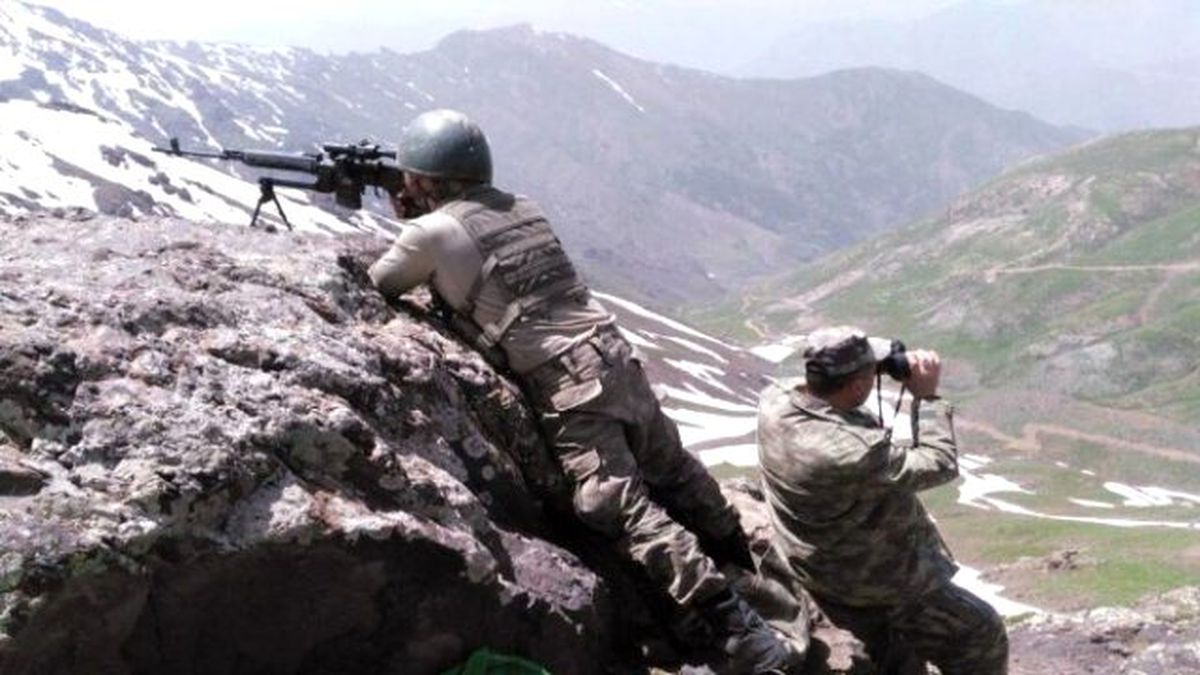 Şemdinli\'de 4 PKK\'lı Etkisiz Hale Getirildi