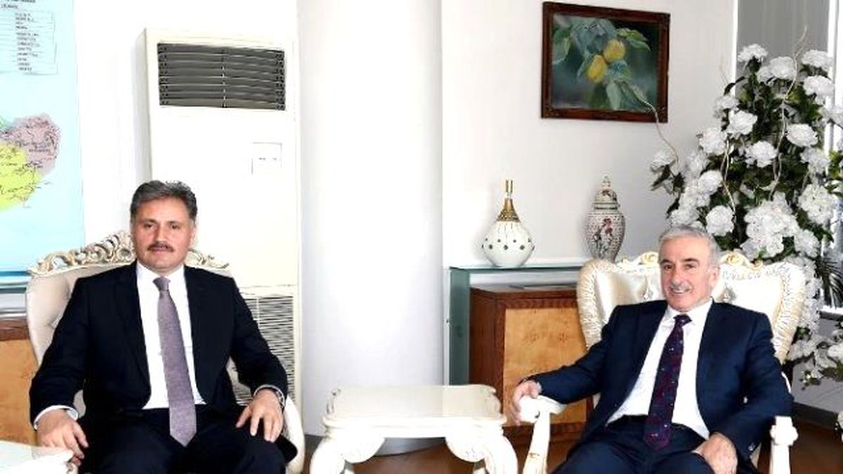 Vali Kamçı\'dan, Başkan Çakır\'a Veda Ziyareti