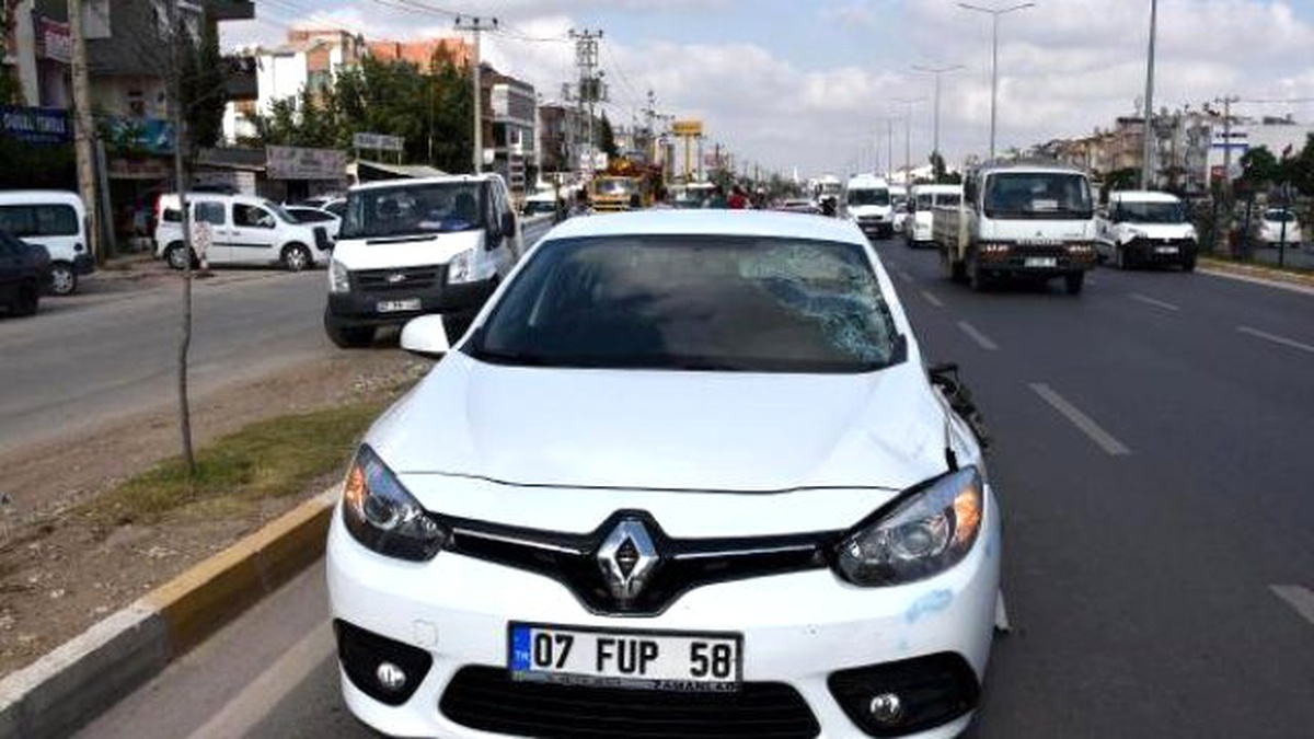 Yola Koşunca Otomobil Altında Can Verdi