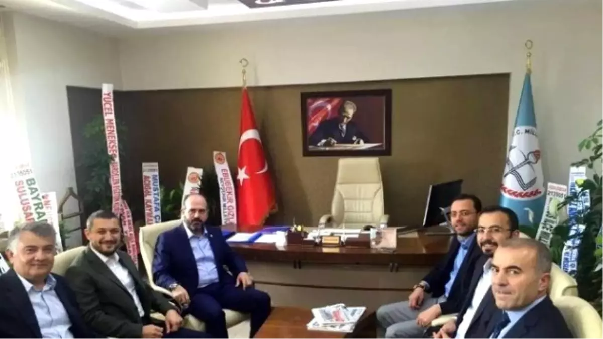 AK Parti Milletvekilleri Milli Eğitim Müdürü Demir\'i Ziyaret Etti