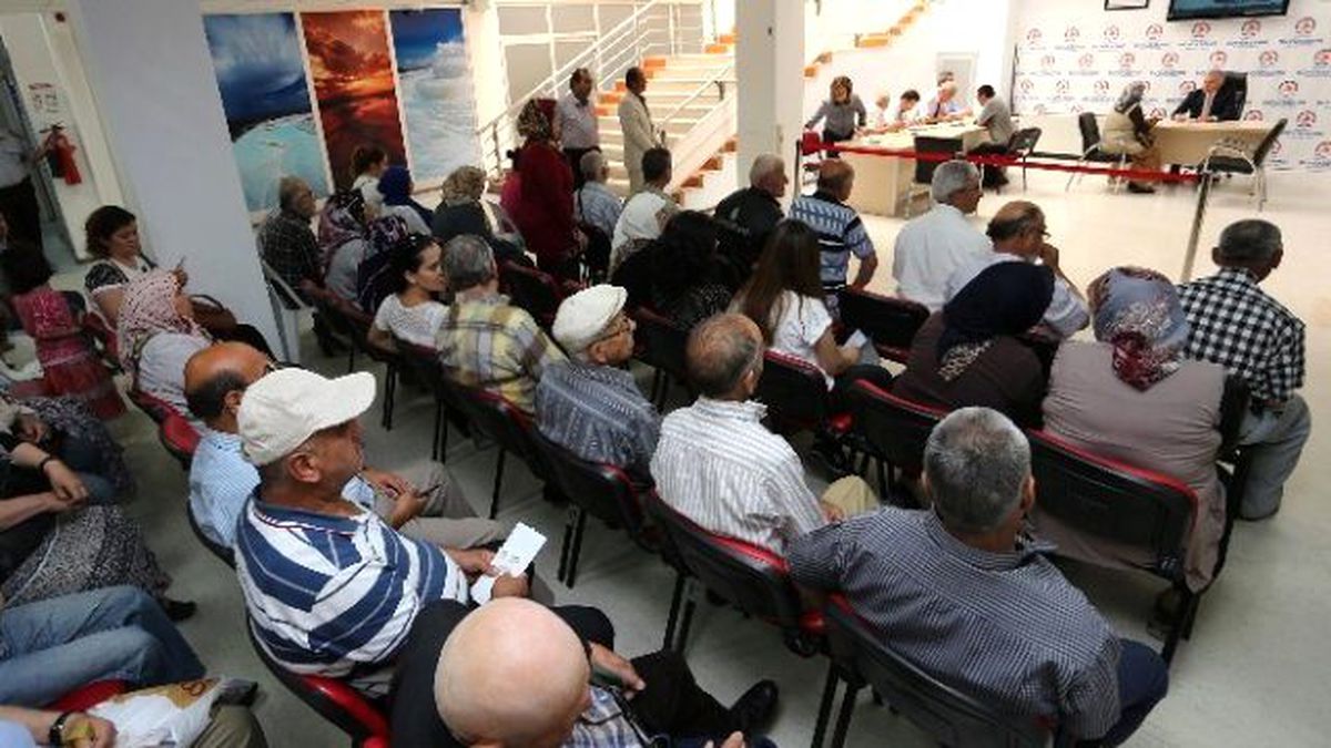 Denizli Büyükşehir Belediye Başkanı Zolan, Halk Günü Buluşmalarına Devam Ediyor