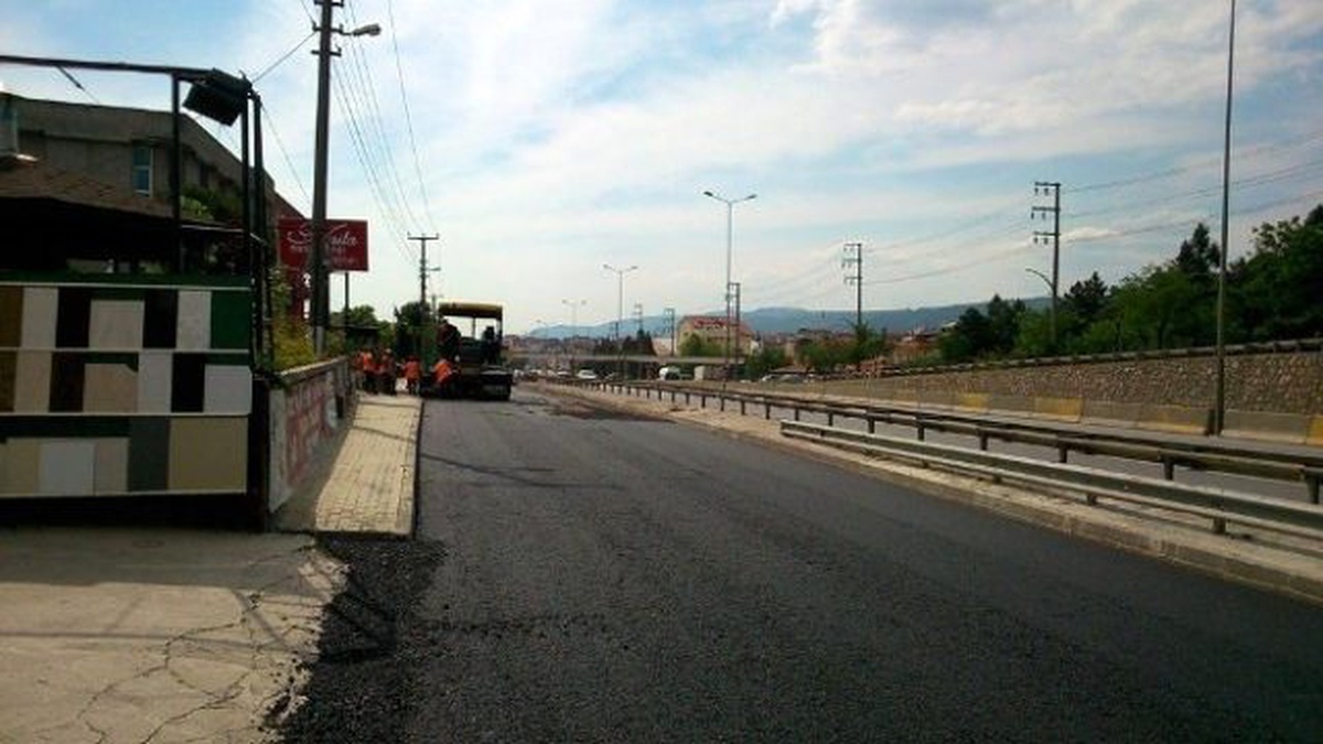 Derince Hürriyet Caddesi Yenileniyor