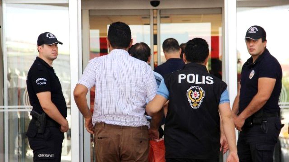 Edirne\'de Fetö/pdy Operasyonu: 45 Gözaltı