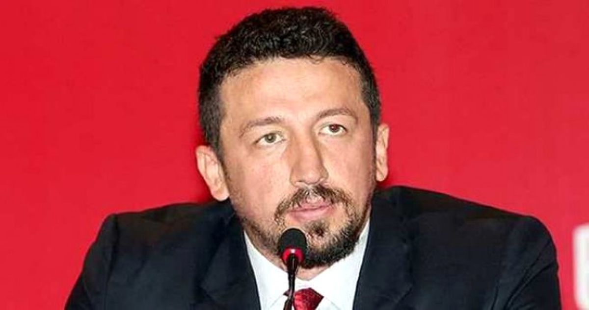 Hidayet Türkoğlu Görevinden Ayrıldı