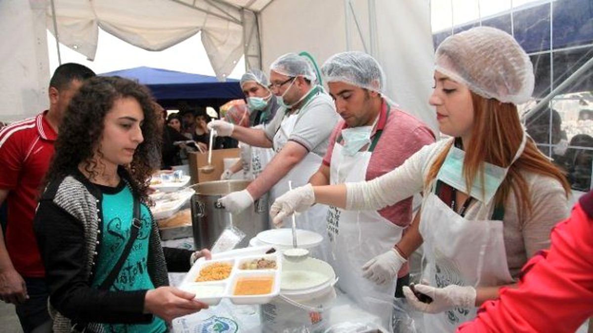 İftar Çadırı Dolu Taştı