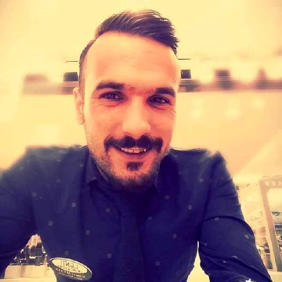 İş Arkadaşı Kadınla Görüşüyor Diye, Merdivenden Attı