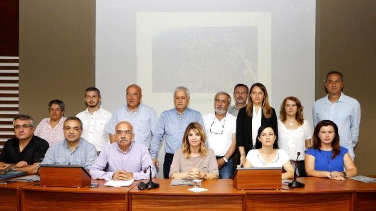 Kaş\'ta Havalimanı Projesine Meslek Odalarından Tepki