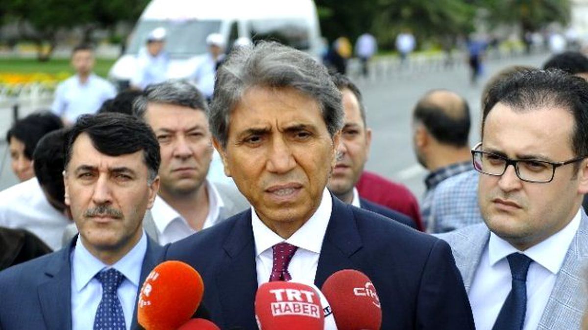 Mustafa Demir: "Vezneciler\'deki O Otelin Mühürlü Olması Tek Tesellimiz"