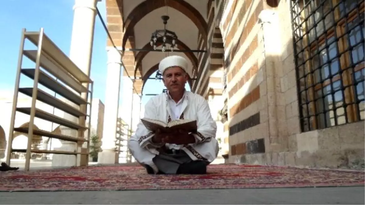 Asırlık Camide Örnek Uygulama