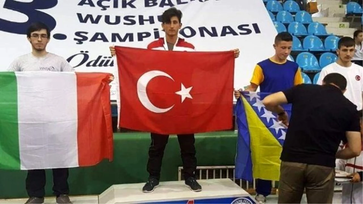 Tarık İnce 65 Kiloda Wushu Balkan Şampiyonu Oldu