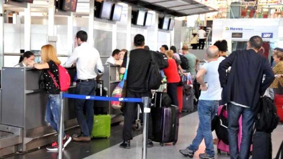 Tuvalet Kokusu Seferi İptal Ettirdi