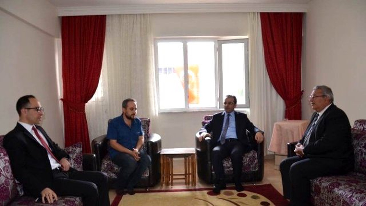 Vali Çataklı, Şehit Ayşegül Polat\'ın Ailesini Ziyaret Etti