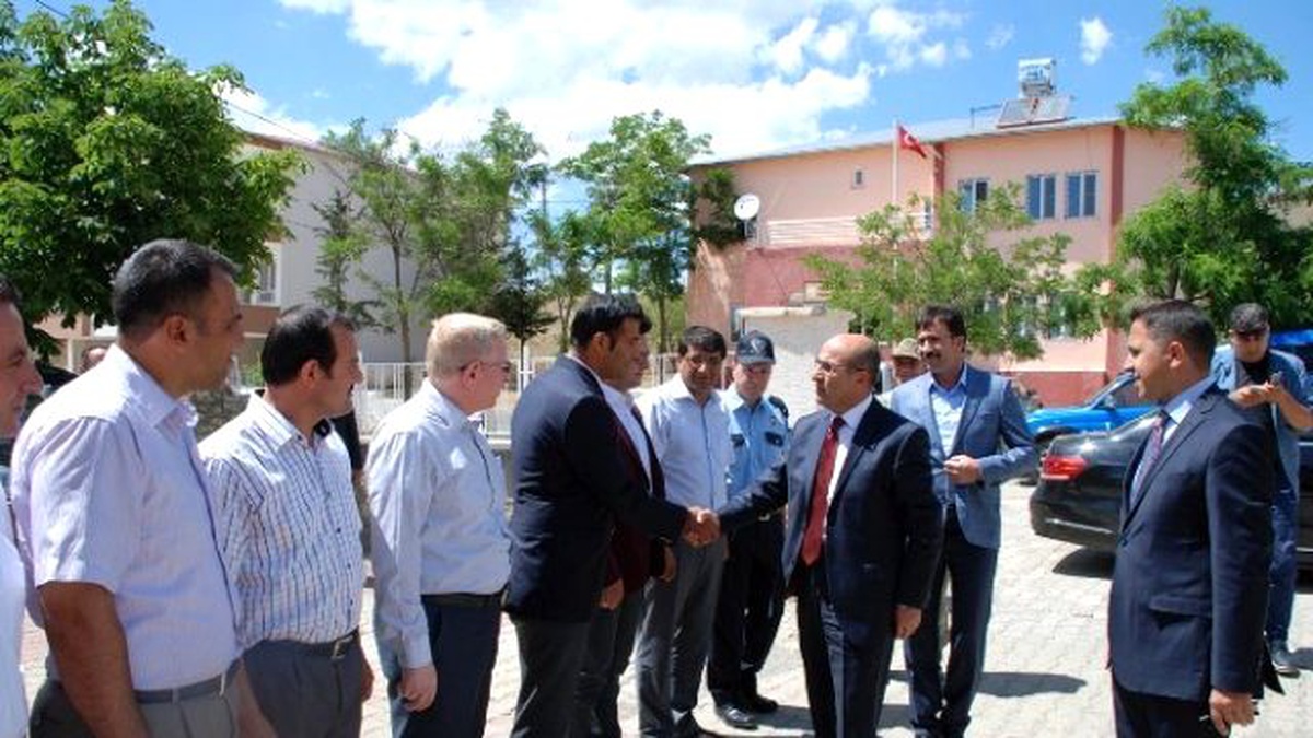 Vali Demirtaş, Veda Ziyaretlerine Sincik ve Çelikhan ile Devam Etti