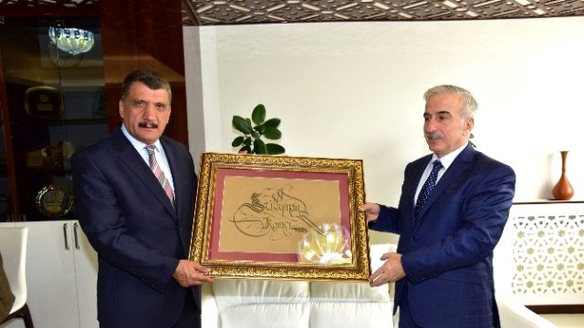 Vali Kamçı, Başkan Gürkan\'a Veda Ziyaretinde Bulundu