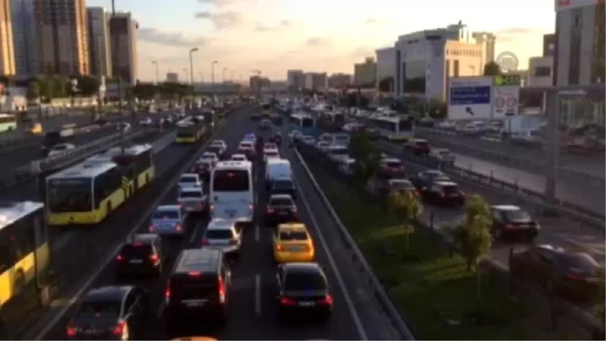 Veznecilerdeki Terör Saldırısında Şehit Olan Polis Memurlarından 4\'ünün Cenazesi, Memleketlerine...