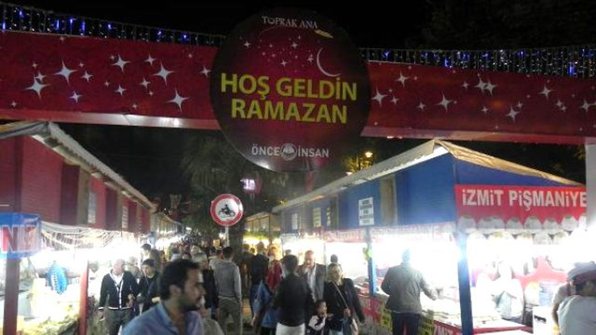 Avcılar\'da Renkli Ramazan Akşamları