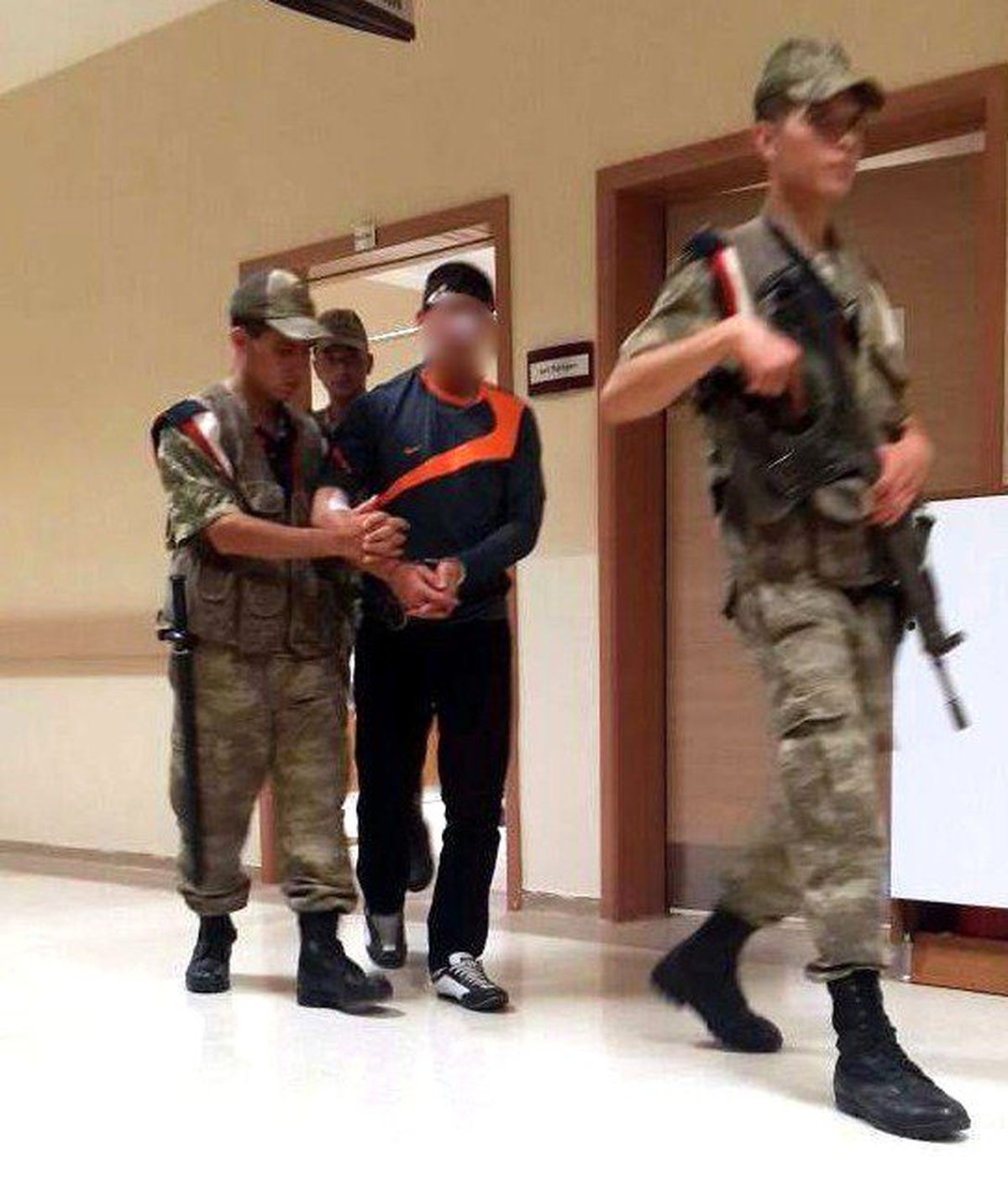 Cezaevinde İntihara Teşebbüs