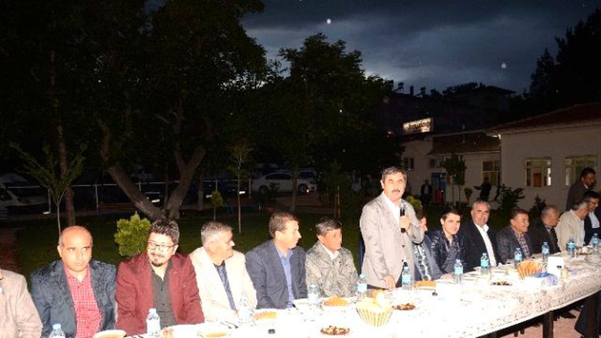 Darende Belediyesi\'nden İftar Yemeği