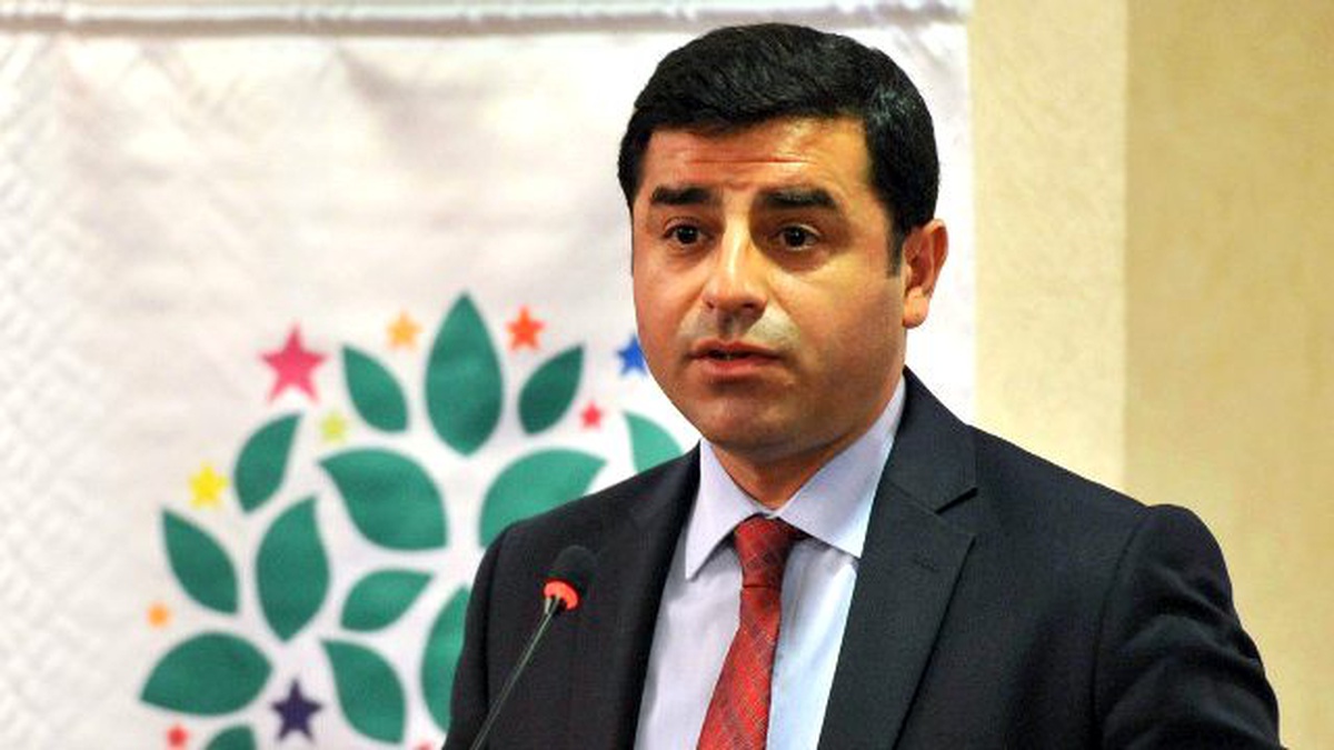Demirtaş: Türkiye\'de İç Savaşa Sürükleniyoruz