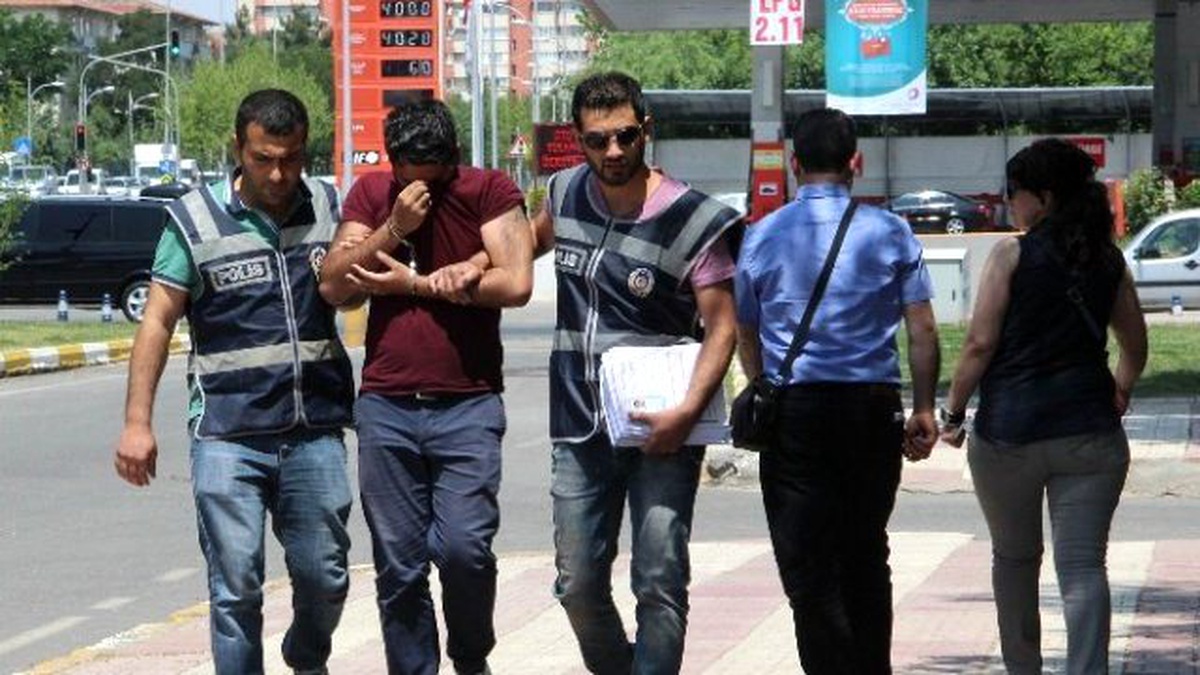 Diyarbakır\'da Bankamatik Faresi Yakalandı