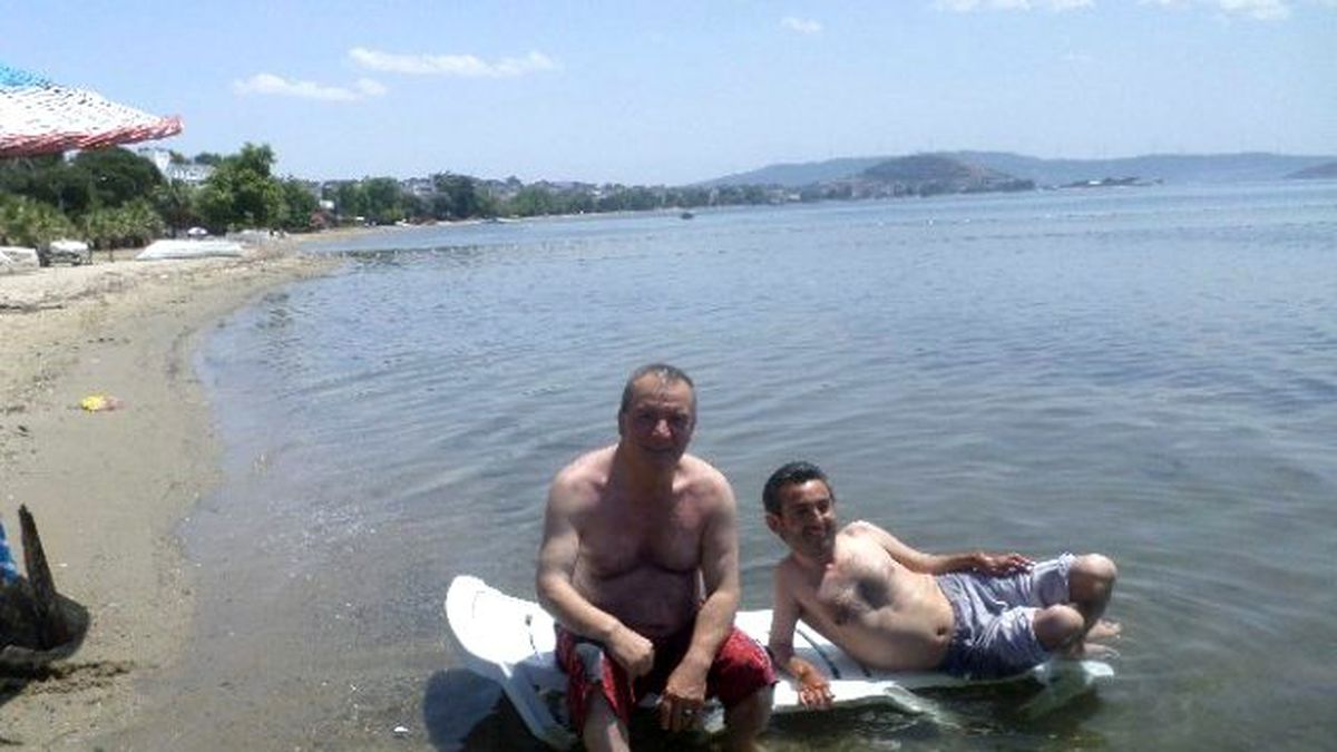 Engellilerin Şezlongla Deniz Keyfi