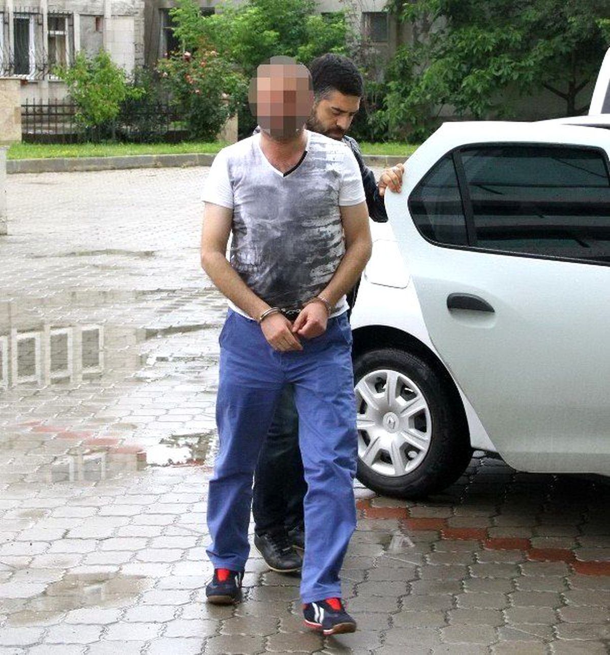 Evinde Uyuşturucu Ele Geçen Şahsa Adli Kontrol