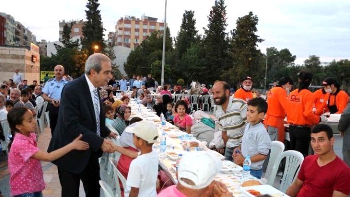 Haliliye Belediyesinden İftar Sofrası Geleneği