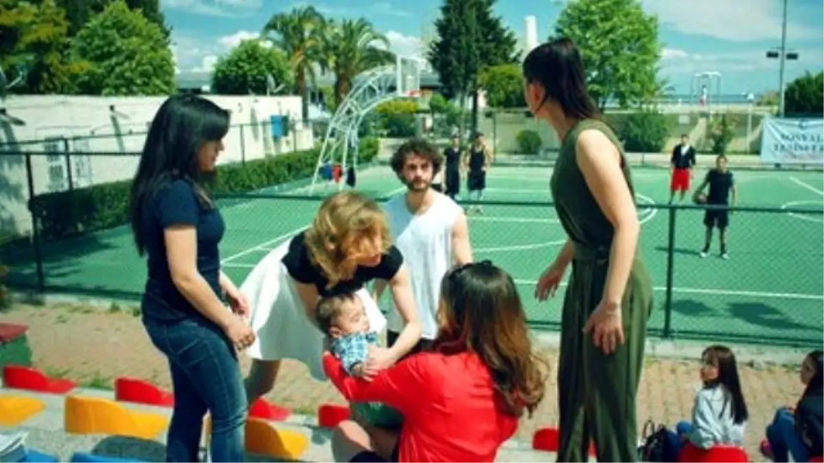 Hayat Şarkısı 18. Bölüm - Doğuran mı Annedir, Büyüten Mi?