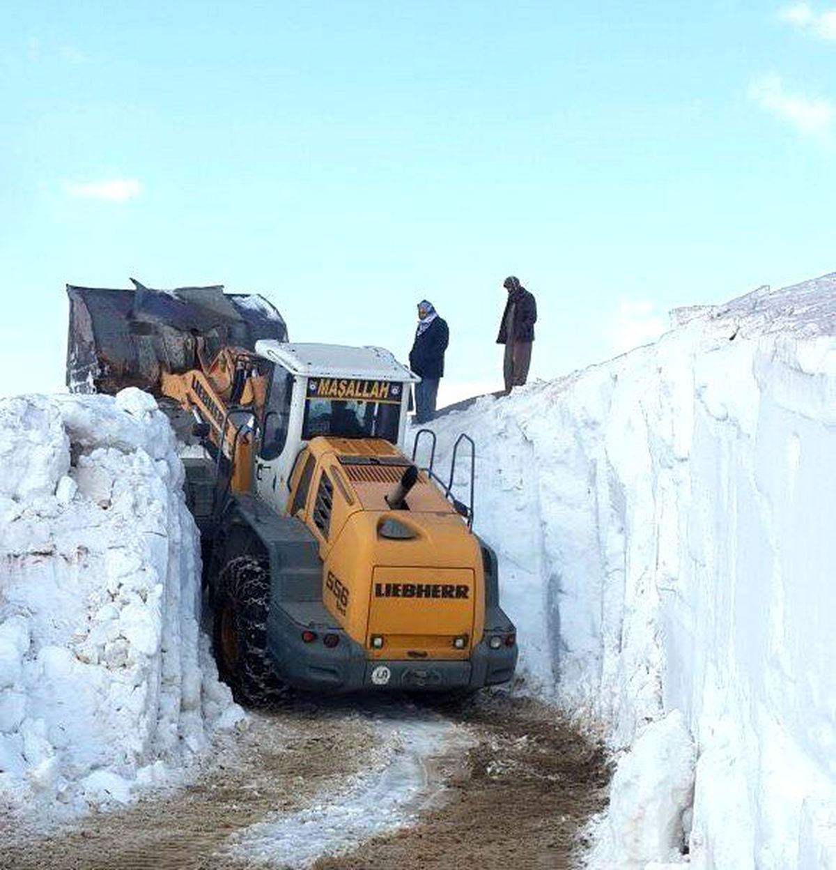 Hakkari'de Haziran Ayında Karla Mücadele